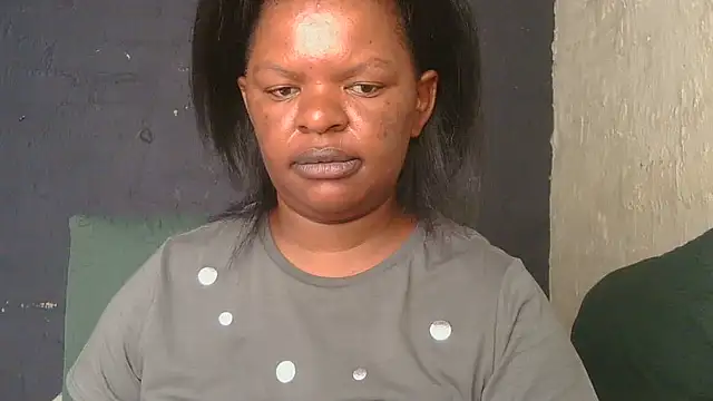 Snapshot of ebony_rose11 chatting on 14, 1, 2026 ebony rose11 online show from 14, 1, 2026