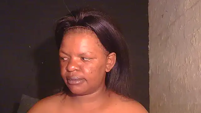 Snapshot of ebony_rose11 chatting on 14, 1, 2026 ebony rose11 online show from 14, 1, 2026