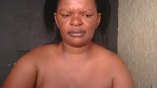 Snapshot of ebony_rose11 chatting on 15, 1, 2026 ebony rose11 online show from 15, 1, 2026