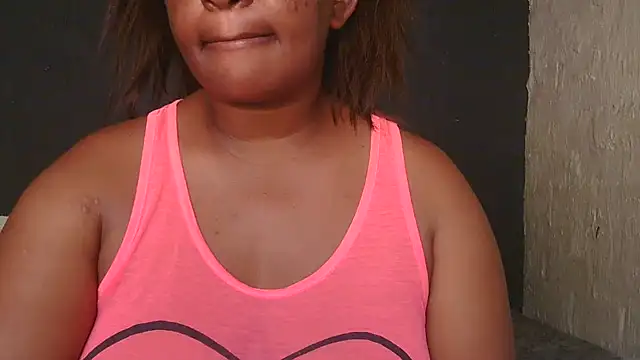 Snapshot of ebony_rose11 chatting on 16, 1, 2026 ebony rose11 online show from 16, 1, 2026