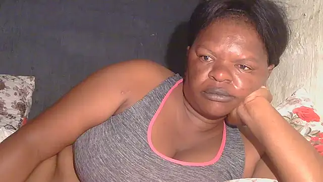 Snapshot of ebony_rose11 chatting on 27, 2, 2026 ebony rose11 online show from 27, 2, 2026