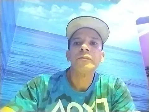 Snapshot of karlossan24 chatting on 2, 8, 2026 karlossan24 online show from 2, 8, 2026