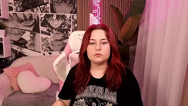 Snapshot of ElenaLarsson chatting on 18, 3, 2025 ElenaLarsson online show from 18, 3, 2025