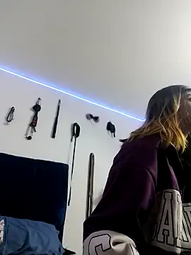 Snapshot of KratosAfroditacs chatting on 25, 2, 2026 KratosAfroditacs online show from 25, 2, 2026