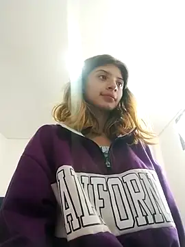 Snapshot of KratosAfroditacs chatting on 2, 3, 2026 KratosAfroditacs online show from 2, 3, 2026