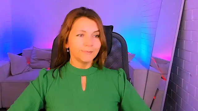 NicoleHitman online show from 6, 11, 2025