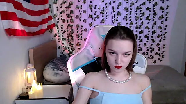 Snapshot of SvelteAlice chatting on 7, 3, 2025 SvelteAlice online show from 7, 3, 2025