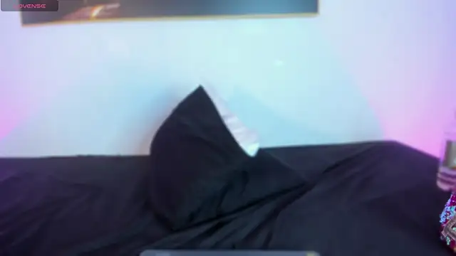 SahraJohnsonn online show from 11, 3, 2025