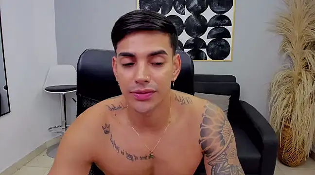 Peter Dainty online show from 5, 3, 2025