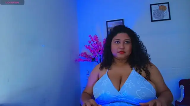 Snapshot of Ayliinn_ chatting on 1, 7, 2026 Ayliinn online show from 1, 7, 2026