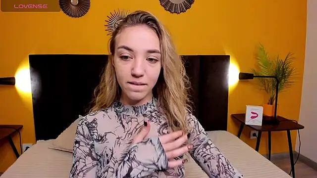 Jessie Curlyy online show from 19, 11, 2025