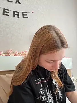 Snapshot of Bonechka chatting on 2, 4, 2026 Bonechka online show from 2, 4, 2026