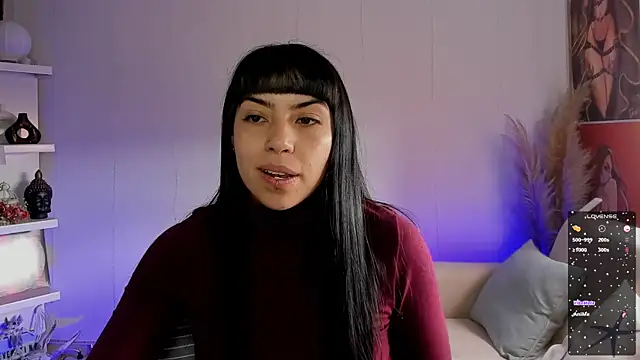 Saraa Desiree online show from 12, 9, 2025