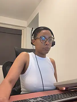 Melia Rayne online show from 19, 5, 2026