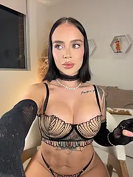 Snapshot of ValentinaMilann chatting on 11, 7, 2026 ValentinaMilann online show from 11, 7, 2026