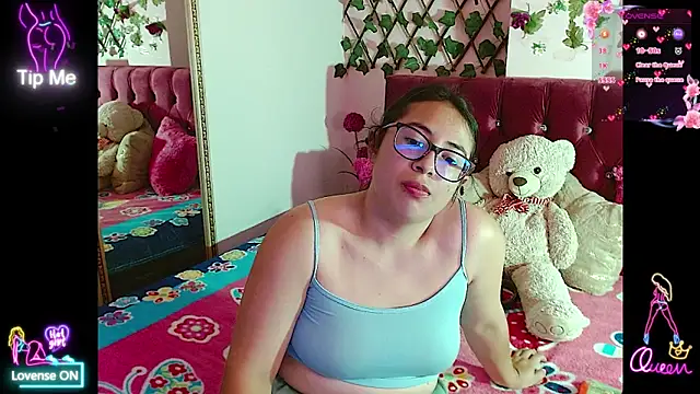 Anny  cute online show from 8, 4, 2026