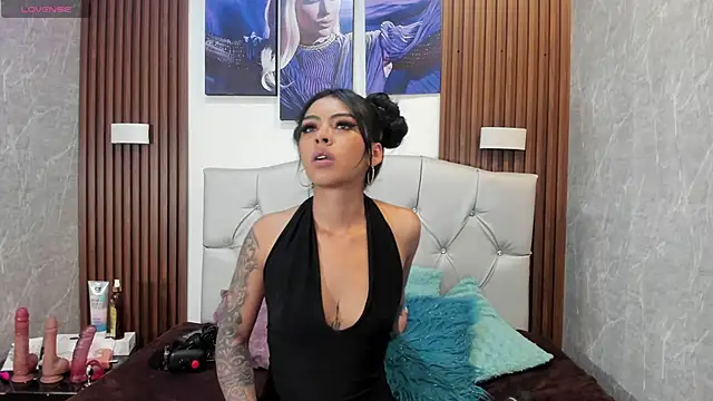 Devil AliceXo online show from 21, 10, 2025