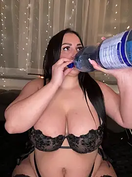 Snapshot of Blackpearlx666 chatting on 21, 11, 2025 Blackpearlx666 online show from 21, 11, 2025