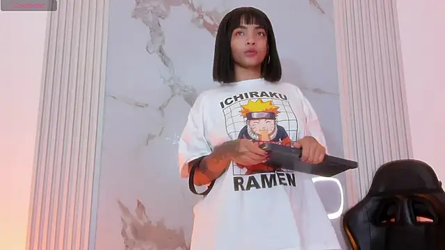 Snapshot of SarahLynn7 chatting on 1, 2, 2026 SarahLynn7 online show from 1, 2, 2026