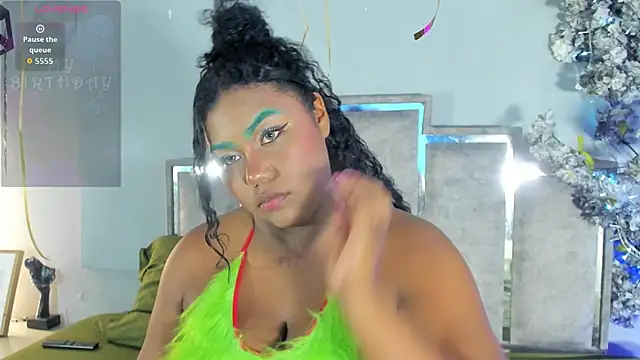 Candaceoweens online show from 16, 10, 2025