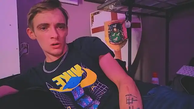 Ilovepussy1911 online show from 4, 5, 2026