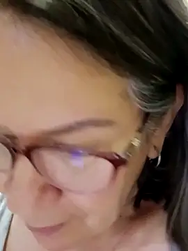 victoria wayne online show from 4, 2, 2026