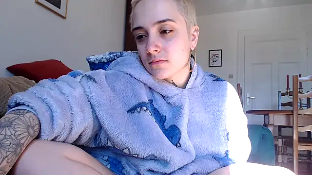 Snapshot of OllympeKaii chatting on 18, 3, 2025 OllympeKaii online show from 18, 3, 2025