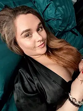 Snapshot of Juicy_PeachLux chatting on 12, 1, 2026 Juicy PeachLux online show from 12, 1, 2026