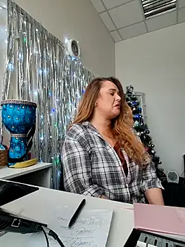 Snapshot of Juicy_PeachLux chatting on 18, 1, 2026 Juicy PeachLux online show from 18, 1, 2026