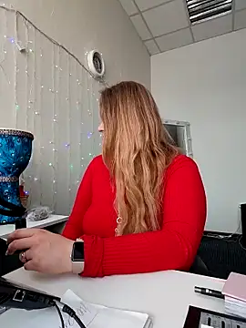 Snapshot of Juicy_PeachLux chatting on 1, 2, 2026 Juicy PeachLux online show from 1, 2, 2026