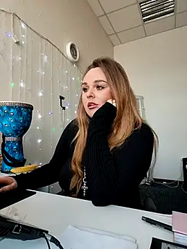 Snapshot of Juicy_PeachLux chatting on 7, 2, 2026 Juicy PeachLux online show from 7, 2, 2026