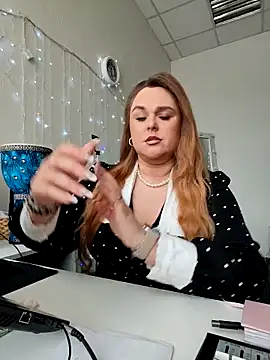 Snapshot of Juicy_PeachLux chatting on 8, 2, 2026 Juicy PeachLux online show from 8, 2, 2026