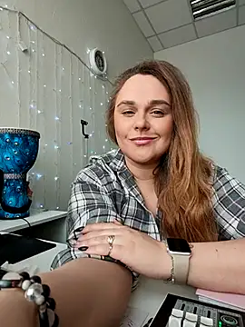 Snapshot of Juicy_PeachLux chatting on 15, 2, 2026 Juicy PeachLux online show from 15, 2, 2026