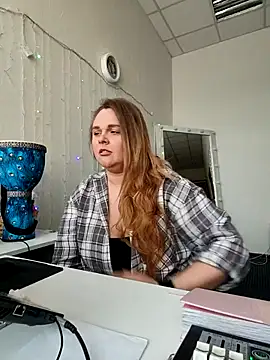 Snapshot of Juicy_PeachLux chatting on 15, 2, 2026 Juicy PeachLux online show from 15, 2, 2026