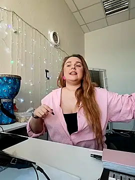 Snapshot of Juicy_PeachLux chatting on 19, 2, 2026 Juicy PeachLux online show from 19, 2, 2026