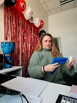 Snapshot of Juicy_PeachLux chatting on 27, 2, 2026 Juicy PeachLux online show from 27, 2, 2026