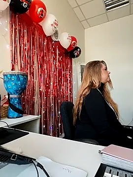 Snapshot of Juicy_PeachLux chatting on 28, 2, 2026 Juicy PeachLux online show from 28, 2, 2026