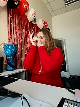 Snapshot of Juicy_PeachLux chatting on 1, 3, 2026 Juicy PeachLux online show from 1, 3, 2026