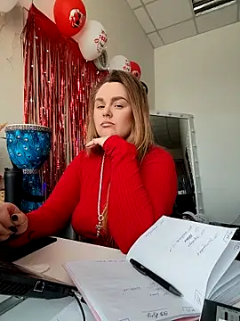 Snapshot of Juicy_PeachLux chatting on 5, 3, 2026 Juicy PeachLux online show from 5, 3, 2026