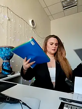 Snapshot of Juicy_PeachLux chatting on 18, 3, 2026 Juicy PeachLux online show from 18, 3, 2026