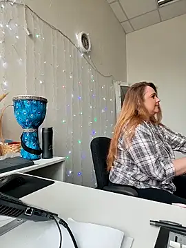 Snapshot of Juicy_PeachLux chatting on 21, 3, 2026 Juicy PeachLux online show from 21, 3, 2026