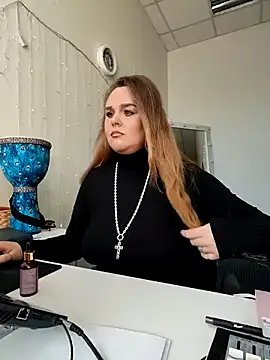 Snapshot of Juicy_PeachLux chatting on 22, 3, 2026 Juicy PeachLux online show from 22, 3, 2026