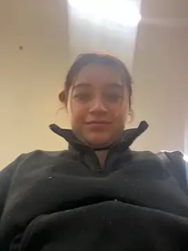 Snapshot of Karina_Leon chatting on 6, 5, 2026 Karina Leon online show from 6, 5, 2026