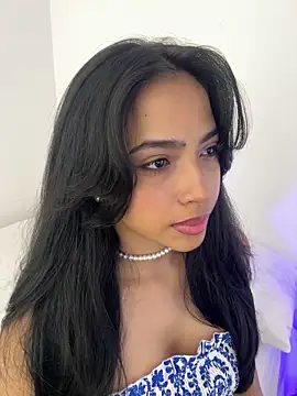 Snapshot of _Emily_Thompson_ chatting on 7, 2, 2026 Emily Thompson online show from 7, 2, 2026