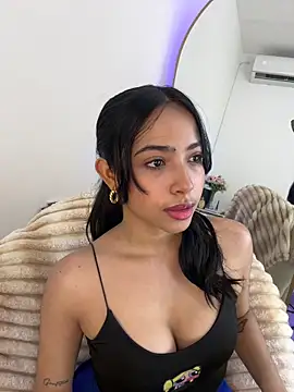 Snapshot of _Emily_Thompson_ chatting on 28, 2, 2026 Emily Thompson online show from 28, 2, 2026