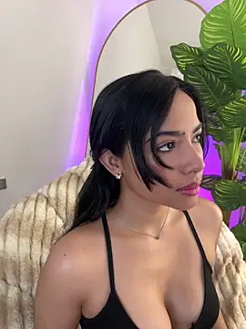 Snapshot of _Emily_Thompson_ chatting on 6, 3, 2026 Emily Thompson online show from 6, 3, 2026