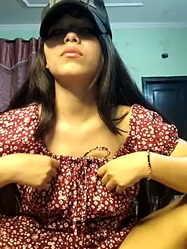 Snapshot of roshni_3562 chatting on 8, 3, 2025 roshni 3562 online show from 8, 3, 2025