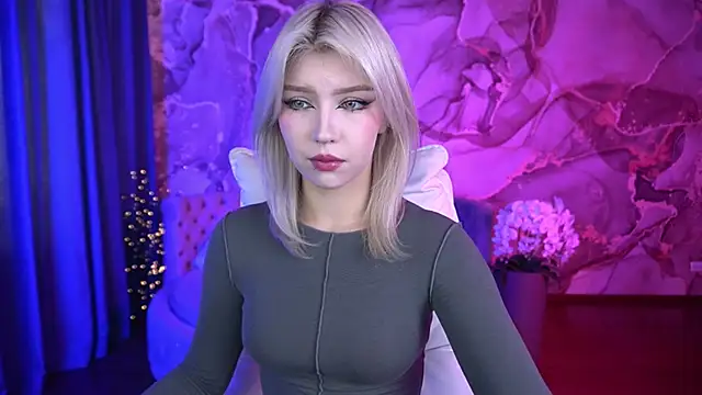 Snapshot of SelenaIris chatting on 26, 9, 2025 SelenaIris online show from 26, 9, 2025