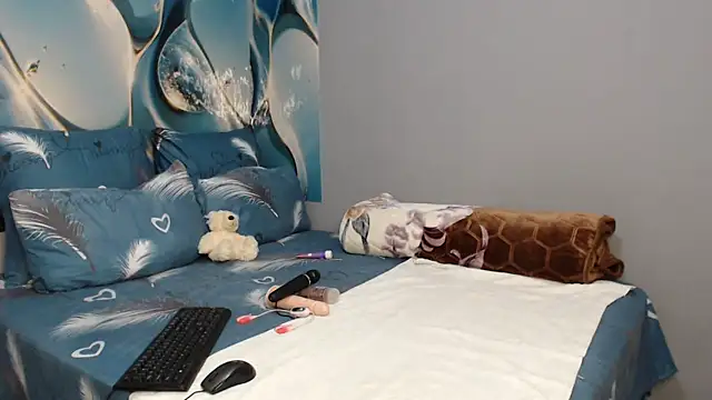 MystiqueTeee online show from 17, 10, 2025