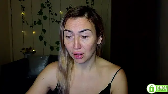 Snapshot of Kiss_julli88I chatting on 6, 1, 2026 Kiss julli88I online show from 6, 1, 2026